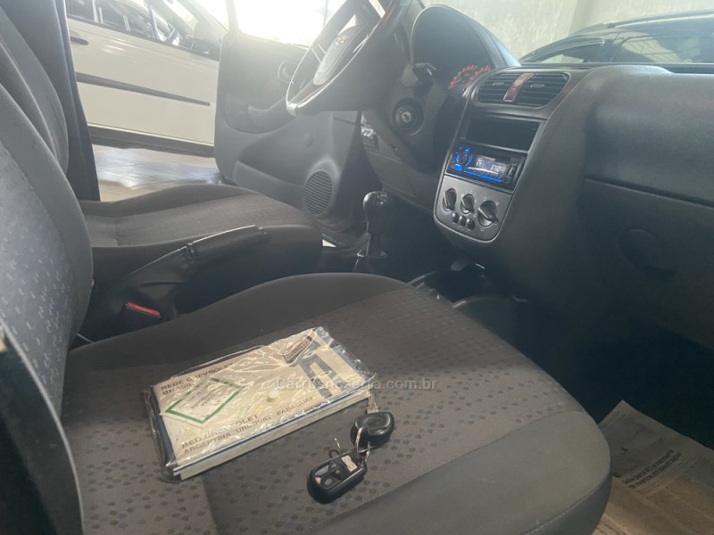 CORSA 1.4 MPFI MAXX 8V FLEX 4P MANUAL - 2011 - NOVA PRATA
