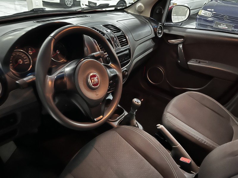 SIENA 1.4 MPI ATTRACTIVE 8V FLEX 4P MANUAL - 2013 - CAXIAS DO SUL