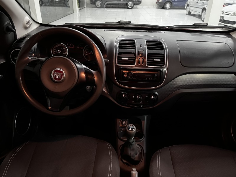 SIENA 1.4 MPI ATTRACTIVE 8V FLEX 4P MANUAL - 2013 - CAXIAS DO SUL