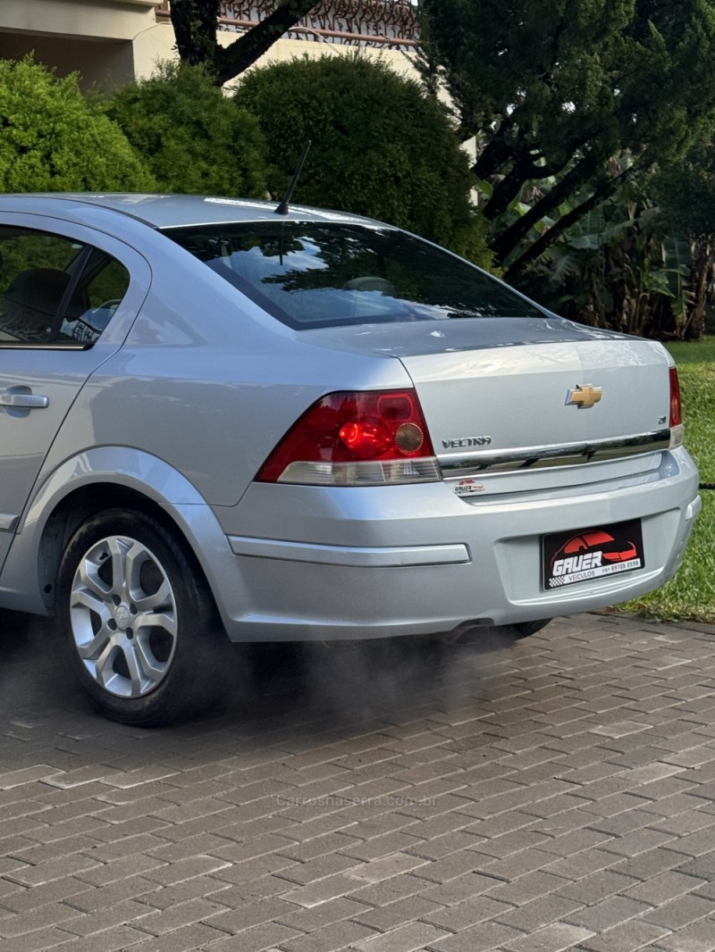 VECTRA 2.0 MPFI ELEGANCE 8V 140CV FLEX 4P AUTOMÁTICO - 2011 - ENCANTADO
