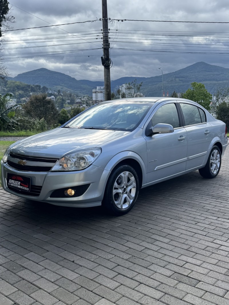 VECTRA 2.0 MPFI ELEGANCE 8V 140CV FLEX 4P AUTOMÁTICO - 2011 - ENCANTADO