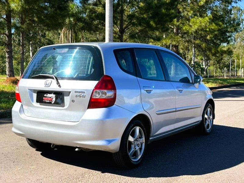 FIT 1.4 LX 8V FLEX 4P MANUAL - 2007 - SãO SEBASTIãO DO CAí
