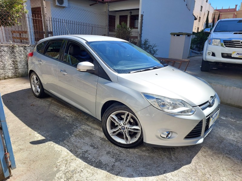 FOCUS 2.0 GLX 16V FLEX 4P AUTOMÁTICO - 2014 - BENTO GONçALVES