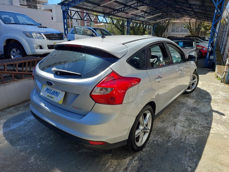 FOCUS 2.0 GLX 16V FLEX 4P AUTOMÁTICO - 2014 - BENTO GONçALVES