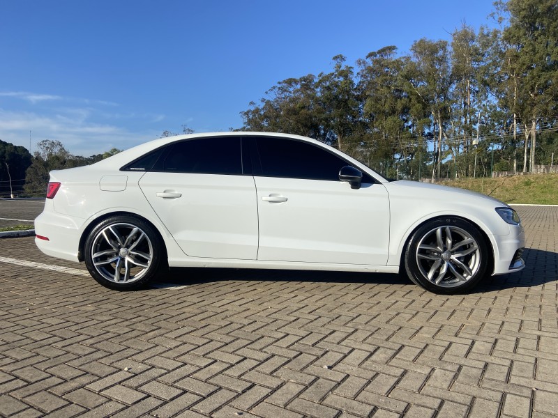 A3 1.4 TFSI SEDAN AMBIENTE 16V FLEX 4P TIPTRONIC - 2016 - CAXIAS DO SUL