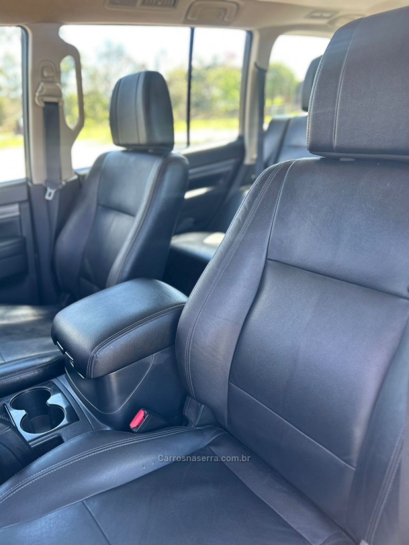 PAJERO FULL 3.2 HPE 4X4 16V DIESEL 4P AUTOMÁTICO - 2016 - LAJEADO