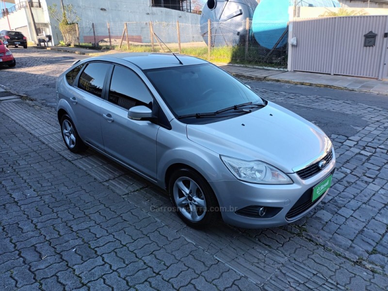 FOCUS 1.6 SE 16V FLEX 4P MANUAL - 2012 - BENTO GONçALVES