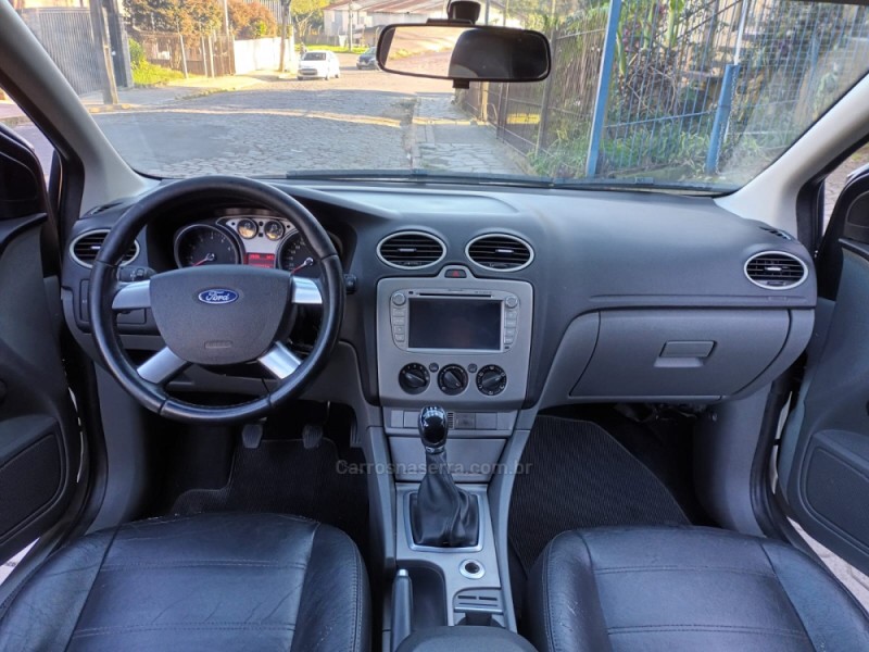 FOCUS 1.6 SE 16V FLEX 4P MANUAL - 2012 - BENTO GONçALVES