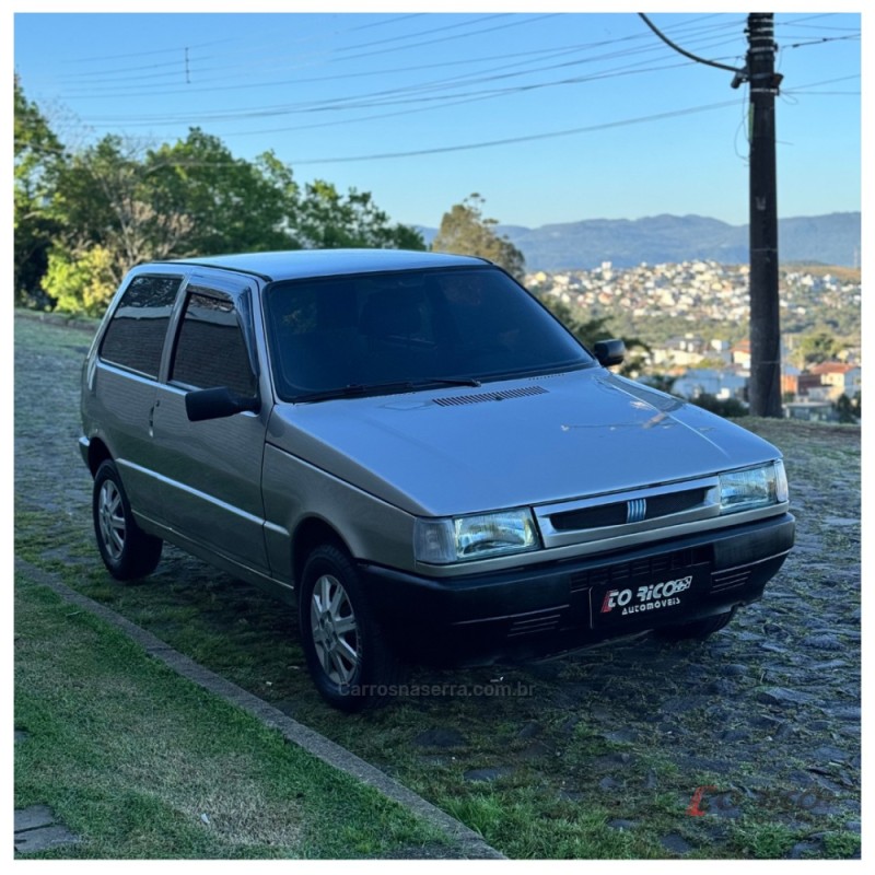 UNO 1.0 MPI MILLE SMART 8V GASOLINA 2P MANUAL - 2001 - CAMPO BOM