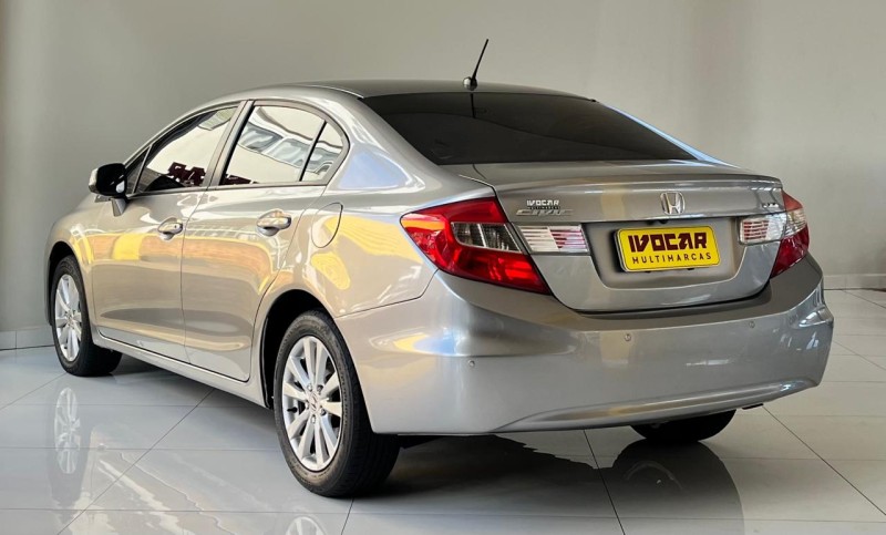 CIVIC 1.8 LXS 16V FLEX 4P MANUAL - 2014 - VACARIA