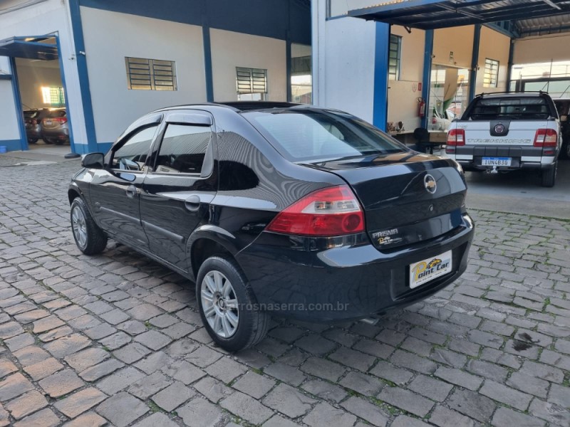 PRISMA 1.0 MPFI VHCE JOY 8V FLEX 4P MANUAL - 2010 - VACARIA