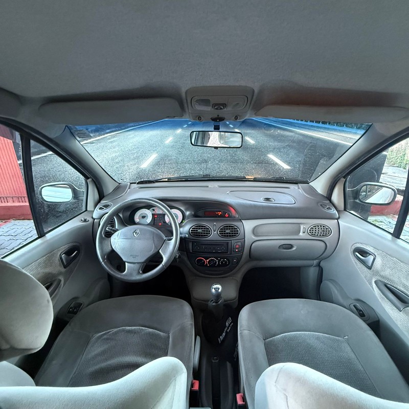 SCÉNIC 1.6 PRIVILÈGE 16V GASOLINA 4P MANUAL - 2010 - CAXIAS DO SUL