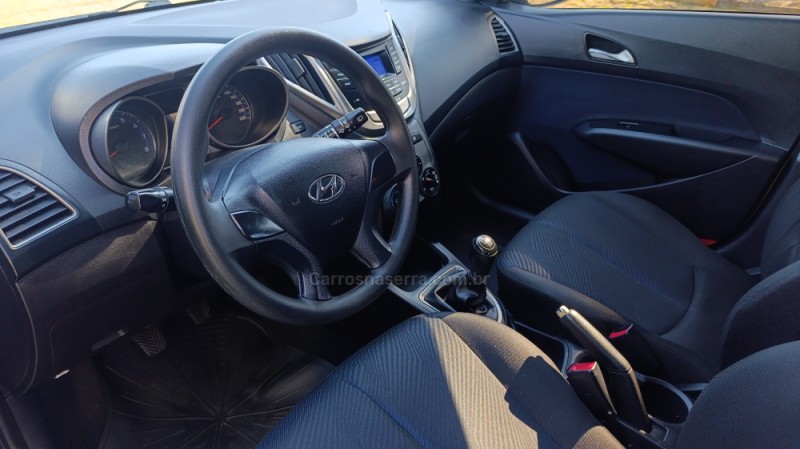 HB20 1.6 COMFORT PLUS 16V FLEX 4P MANUAL - 2013 - CAXIAS DO SUL