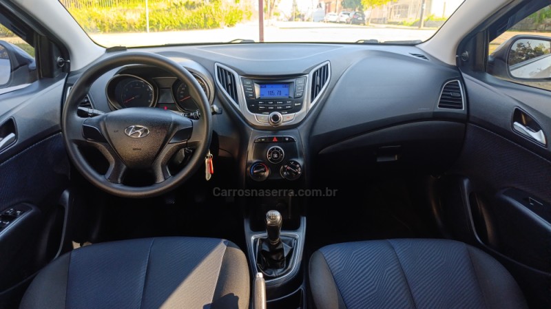 HB20 1.6 COMFORT PLUS 16V FLEX 4P MANUAL - 2013 - CAXIAS DO SUL