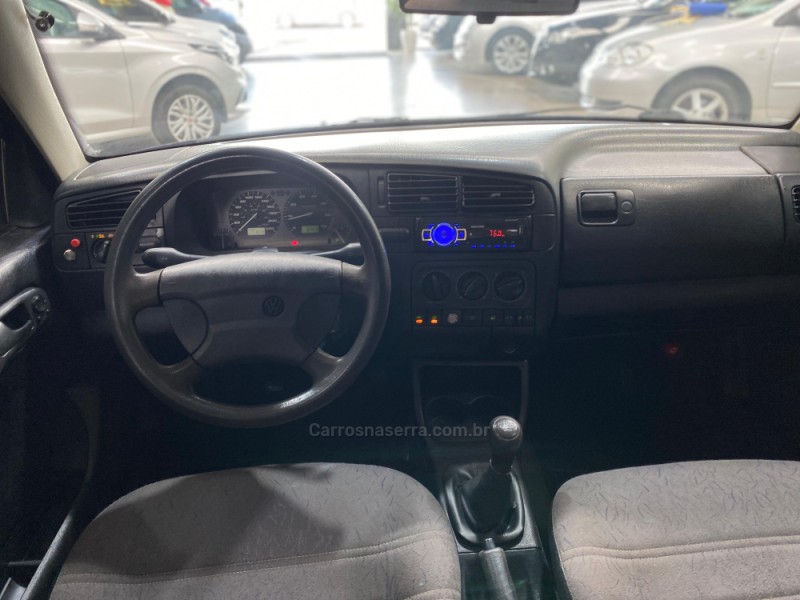 GOLF 1.8 MI GL 8V GASOLINA 4P MANUAL - 1996 - VACARIA
