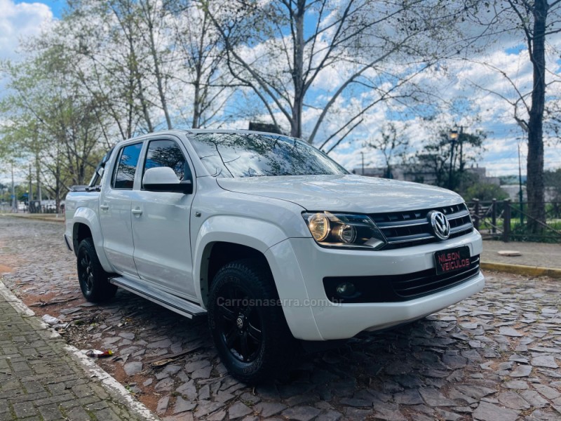 AMAROK 2.0 TRENDLINE 4X4 CD 16V TURBO INTERCOOLER DIESEL 4P AUTOMÁTICO - 2013 - NOVO HAMBURGO