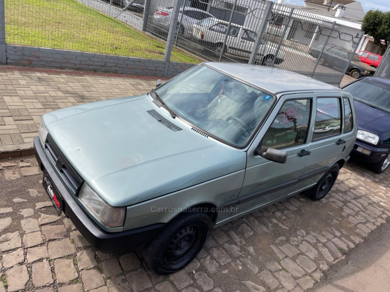 UNO 1.0 MILLE ELETRONIC 8V GASOLINA 4P MANUAL - 1995 - VACARIA