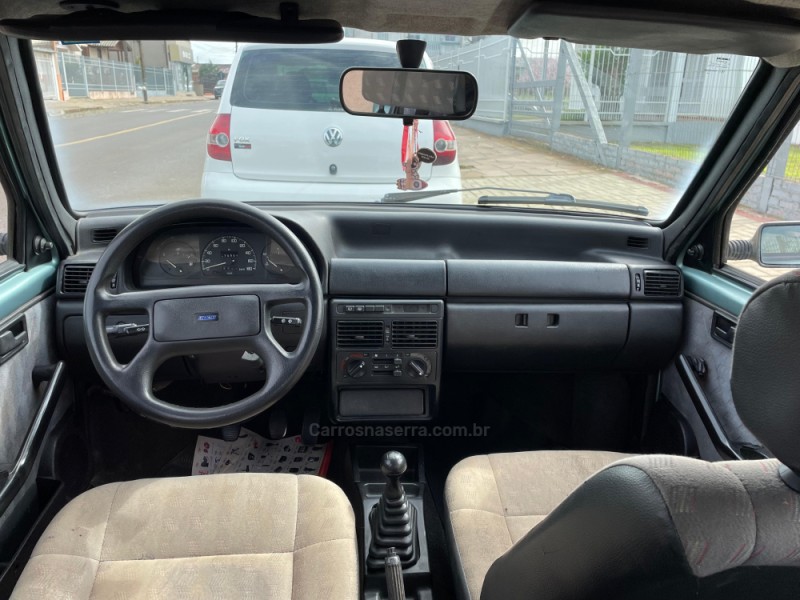 UNO 1.0 MILLE ELETRONIC 8V GASOLINA 4P MANUAL - 1995 - VACARIA