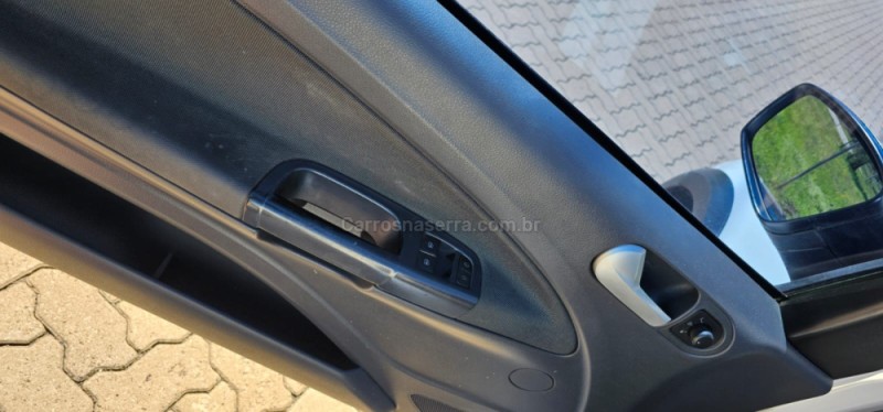 SAVEIRO 1.6 MI TREND CS 8V FLEX 2P MANUAL G.V - 2016 - IVOTI