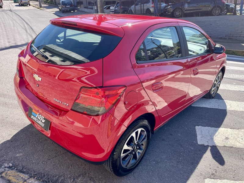 ONIX 1.4 MPFI LTZ 8V FLEX 4P MANUAL - 2016 - CAXIAS DO SUL