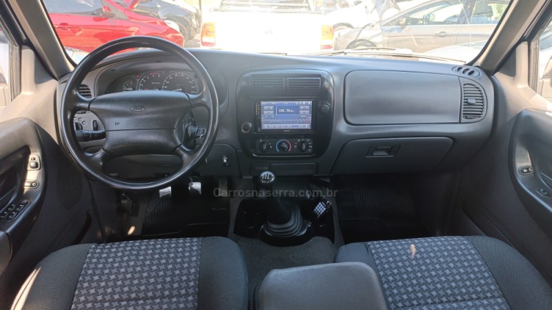 RANGER 2.8 XLS 4X2 CD 8V TURBO INTERCOOLER DIESEL 4P MANUAL - 2005 - CAXIAS DO SUL