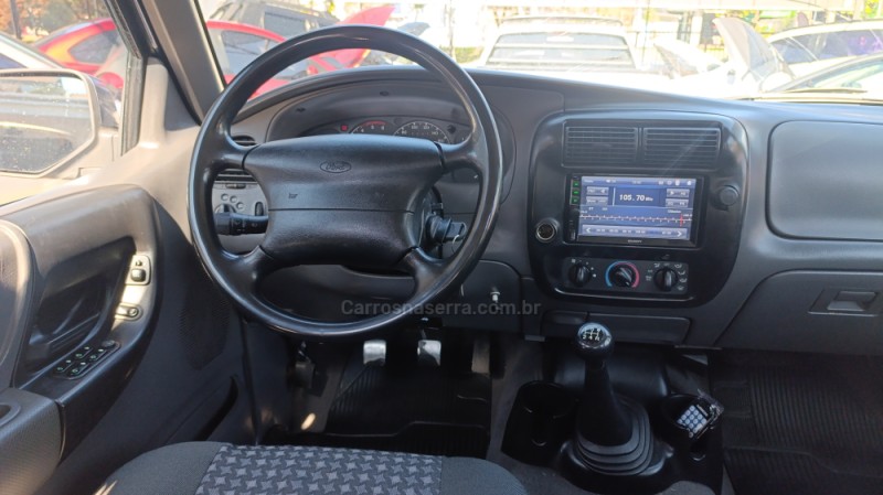 RANGER 2.8 XLS 4X2 CD 8V TURBO INTERCOOLER DIESEL 4P MANUAL - 2005 - CAXIAS DO SUL