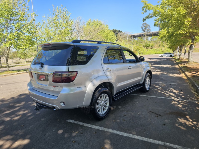 HILUX SW4 2.8 SRX 4X4 7 LUGARES 16V TURBO INTERCOOLER DIESEL 4P AUTOMÁTICO - 2009 - BENTO GONçALVES