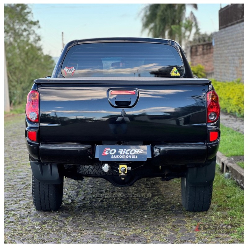 L200 TRITON 3.2 HPE 4X4 CD 16V TURBO INTERCOOLER DIESEL 4P AUTOMÁTICO - 2013 - CAMPO BOM