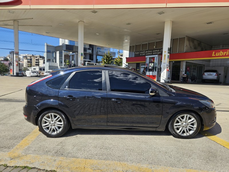 FOCUS 2.0 GHIA 16V GASOLINA 4P AUTOMÁTICO - 2009 - CAXIAS DO SUL