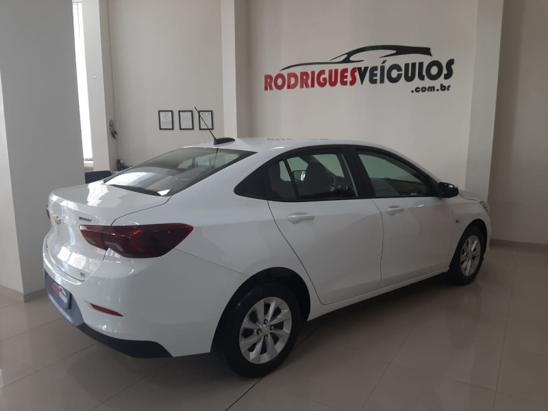 ONIX 1.0	LT PLUS 8V TURBO FLEX 4P AUTOMÁTICO - 2023 - CAXIAS DO SUL