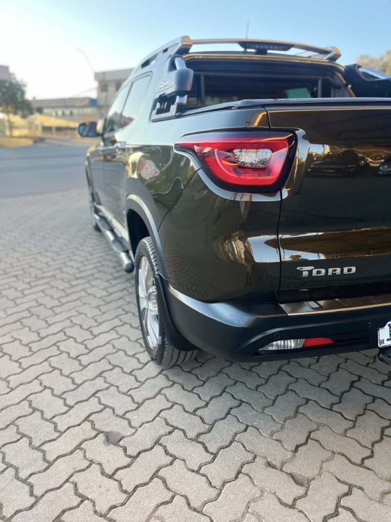 TORO 2.0 16V TURBO DIESEL RANCH AT 4X4 AUTOMÁTICO - 2019 - CAXIAS DO SUL