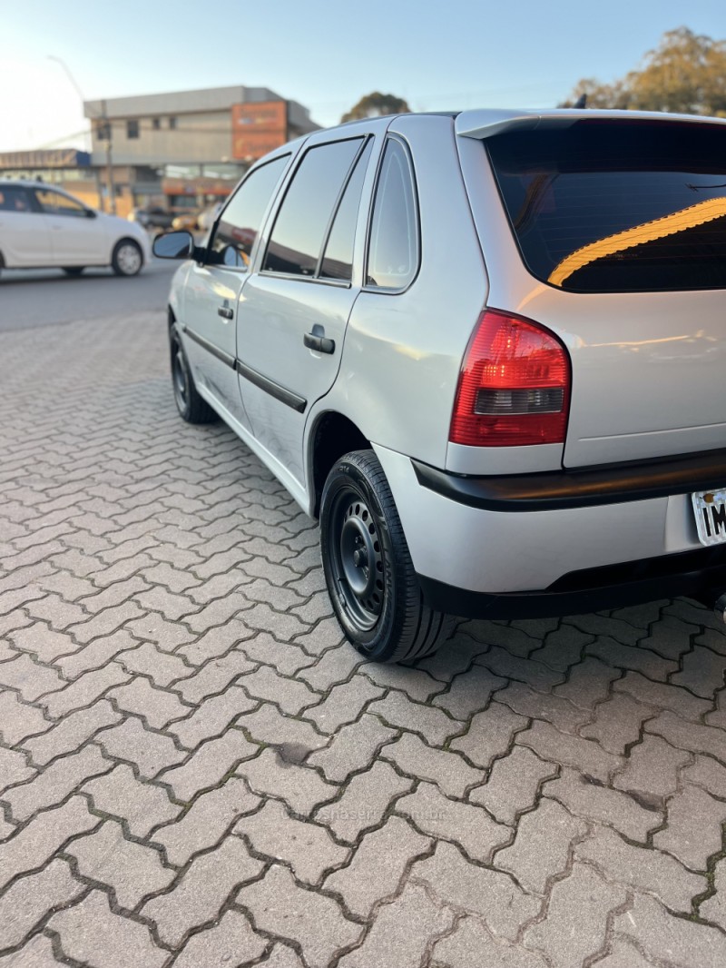 GOL 1.6 MI POWER 8V FLEX 4P MANUAL G.III - 2005 - CAXIAS DO SUL