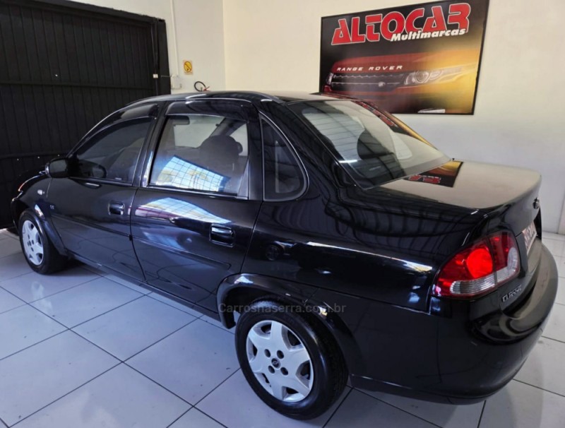 CLASSIC 1.0 MPFI LS 8V GASOLINA 4P MANUAL - 2012 - CAMPO BOM