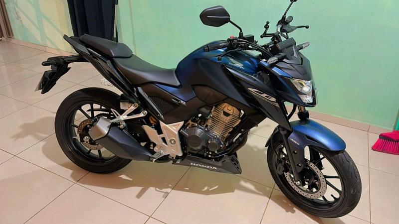 cb 300f twister abs 2025 caxias do sul