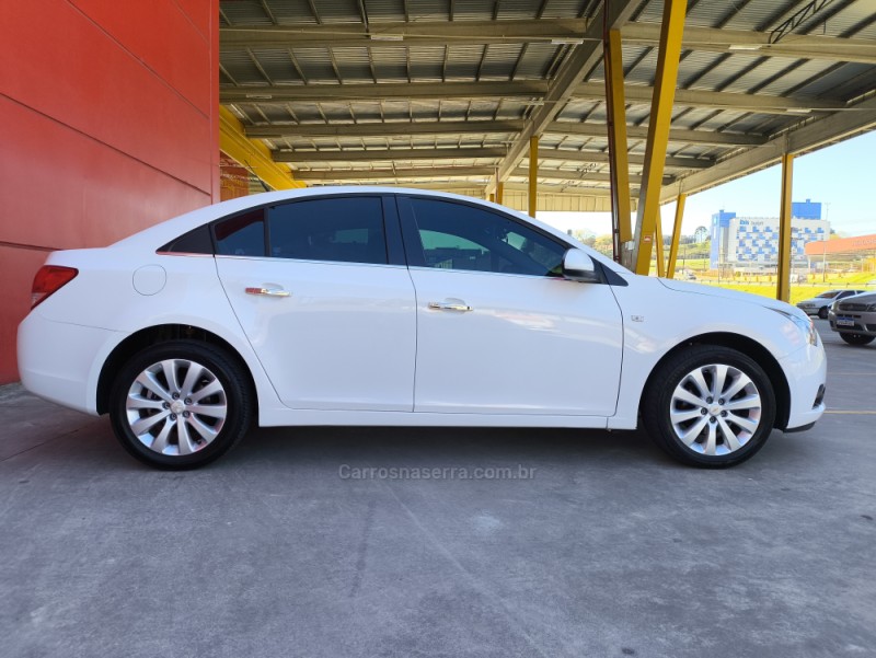 CRUZE 1.8 LTZ 16V FLEX 4P AUTOMÁTICO - 2012 - FARROUPILHA