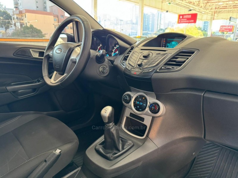 FIESTA 1.6 SEL HATCH 16V FLEX 4P MANUAL - 2017 - CAXIAS DO SUL