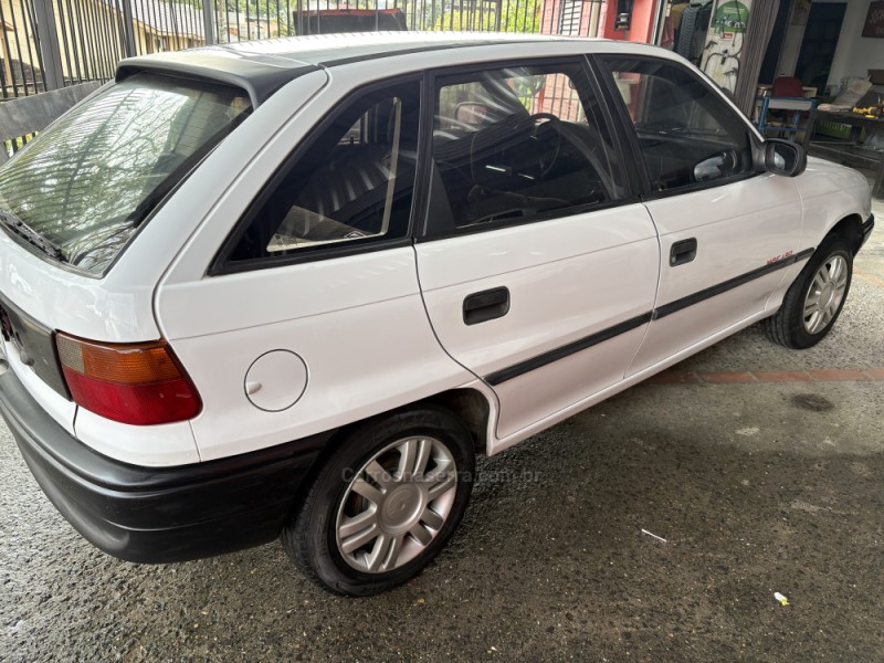 ASTRA 2.0 MPFI 8V GASOLINA 4P MANUAL - 1995 - CAMPO BOM