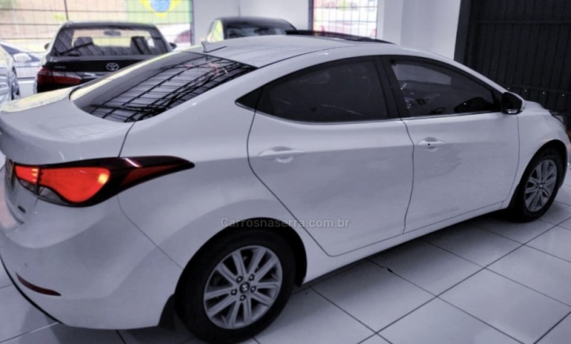 ELANTRA 2.0 GLS 16V FLEX 4P AUTOMÁTICO - 2015 - CAMPO BOM