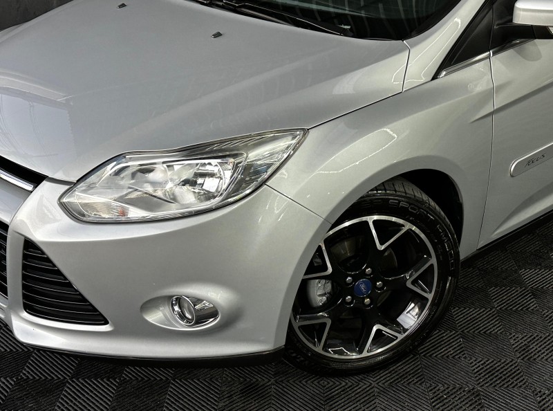 FOCUS 2.0 TITANIUM HATCH 16V FLEX 4P AUTOMÁTICO - 2015 - CAXIAS DO SUL