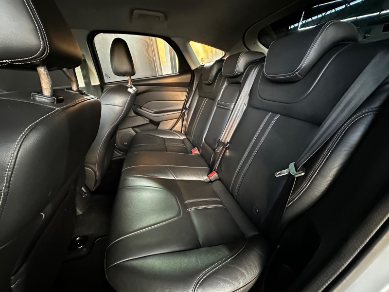 FOCUS 2.0 TITANIUM HATCH 16V FLEX 4P AUTOMÁTICO - 2015 - CAXIAS DO SUL