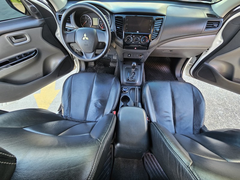 L200 TRITON 2.4 16V SPORT SAVANA DIESEL CD TURBO 4P 4X4 AUTOMÁTICO - 2022 - CAXIAS DO SUL