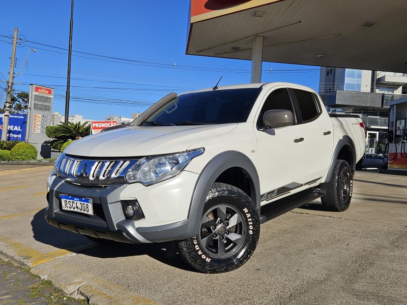 l200 triton 2.4 16v sport savana diesel cd turbo 4p 4x4 automatico 2022 caxias do sul