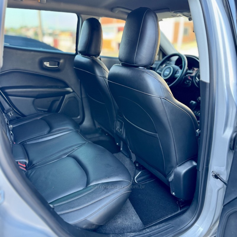 COMPASS 2.0 16V FLEX SPORT AUTOMÁTICO - 2017 - NOVO HAMBURGO
