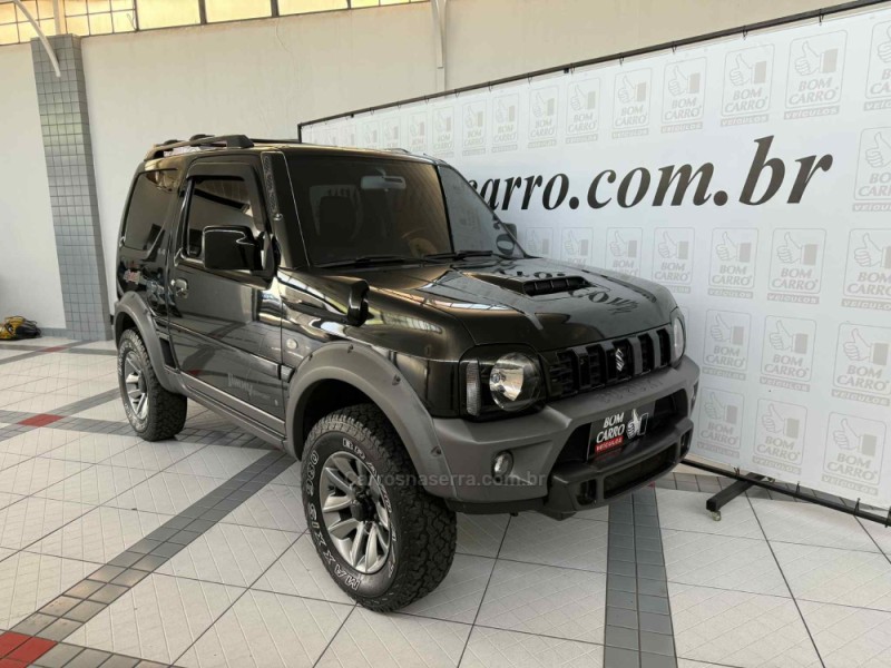 JIMNY 1.3 4SPORT 4X4 16V GASOLINA 2P MANUAL - 2017 - PORTO ALEGRE