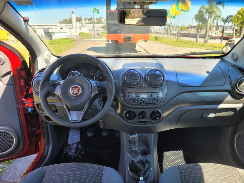PALIO 1.6 MPI ESSENCE 16V FLEX 4P MANUAL - 2013 - CARLOS BARBOSA