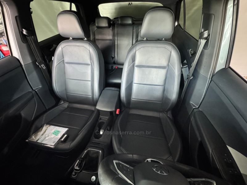 T-CROSS 1.4 HIGHLINE TSI 16V FLEX 4P AUTOMÁTICO - 2022 - NOVA PRATA