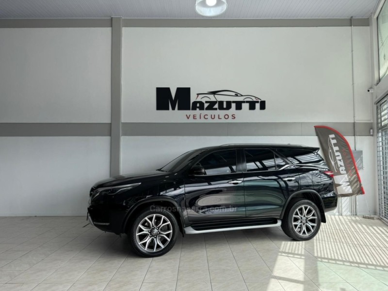 HILUX SW4 2.8 SRX 4X4 7 LUGARES 16V TURBO INTERCOOLER DIESEL 4P AUTOMÁTICO - 2021 - BENTO GONçALVES