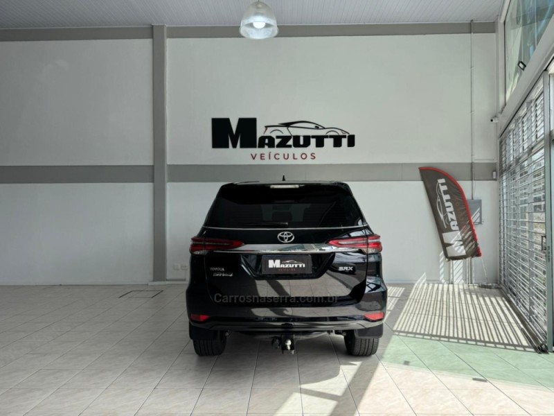 HILUX SW4 2.8 SRX 4X4 7 LUGARES 16V TURBO INTERCOOLER DIESEL 4P AUTOMÁTICO - 2021 - BENTO GONçALVES