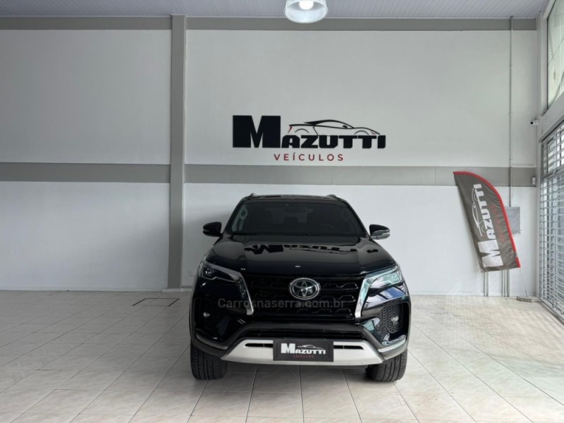 HILUX SW4 2.8 SRX 4X4 7 LUGARES 16V TURBO INTERCOOLER DIESEL 4P AUTOMÁTICO - 2021 - BENTO GONçALVES