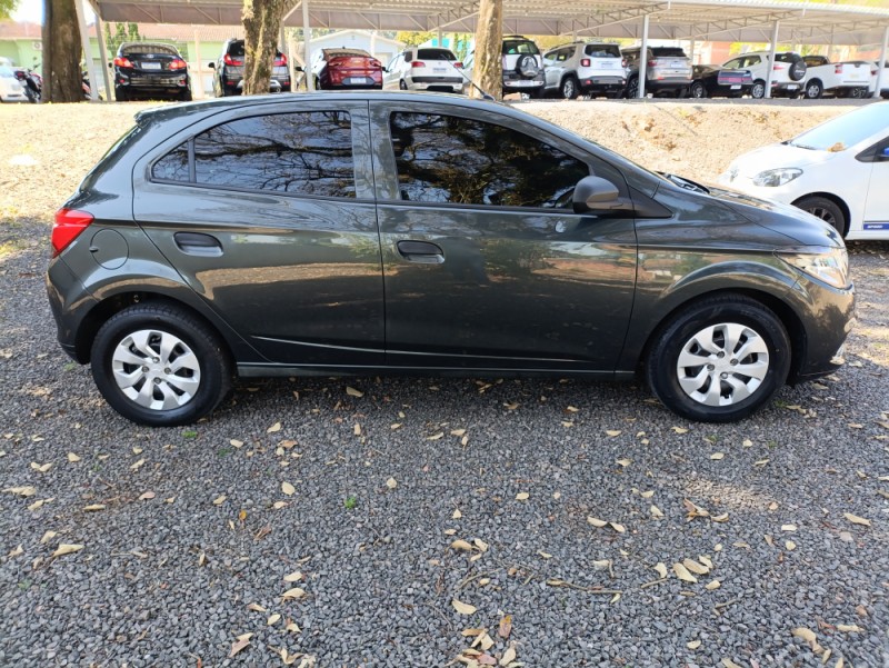 ONIX 1.0 JOY HATCH 8VFLEX 4P MANUAL - 2019 - IVOTI